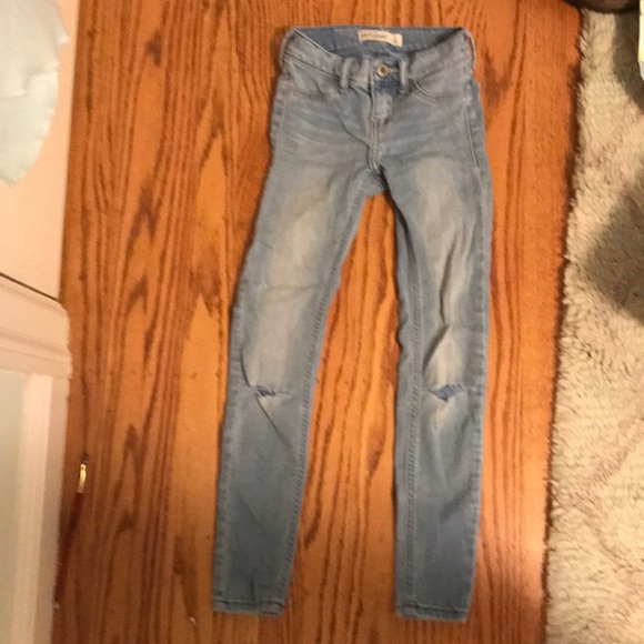 Abercrombie KIDS light wash skinny jean leggings - Picture 2 of 7